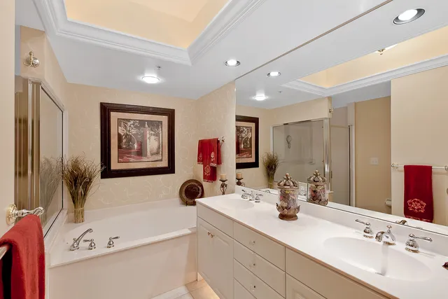 LAST CONDO AVAILABLE AT THE DUNES FOR MARCH 2013 photo 17