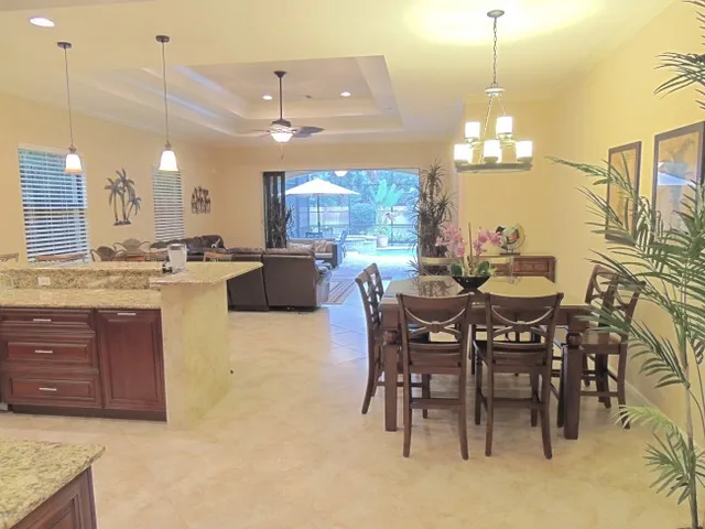 Over 2000 square feet - nice open floor plan