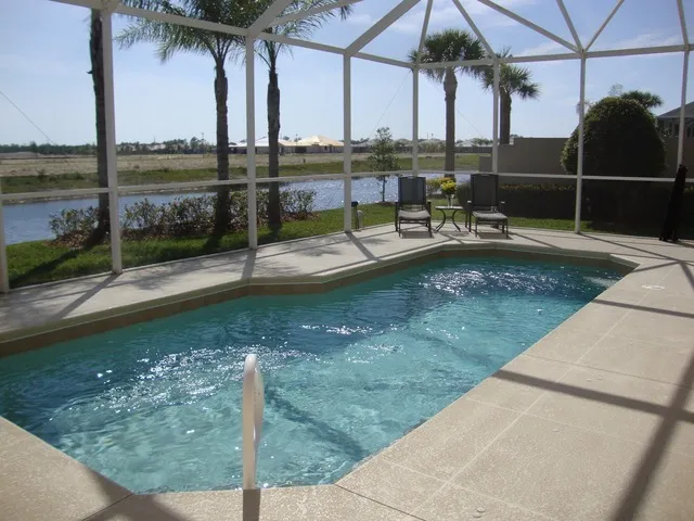 Private Pool 