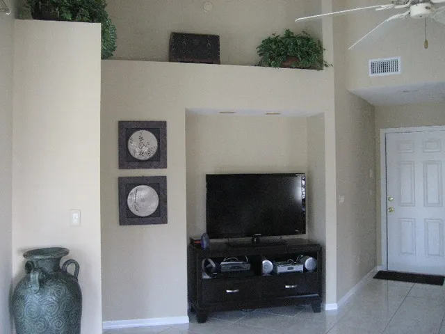 Huntington Lakes - Beautiful Vacation Bungalow! photo 8