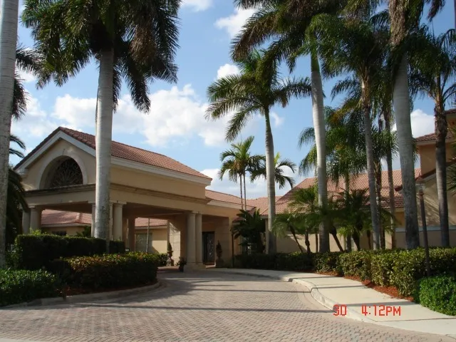Huntington Lakes - Beautiful Vacation Bungalow! photo 12