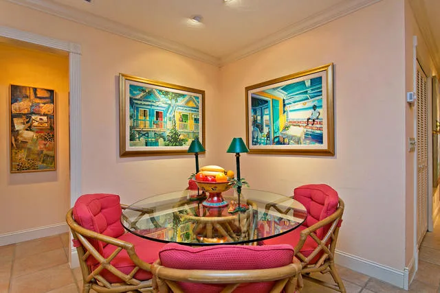 Old Naples Charmer!  Beautiful home on the water! photo 5