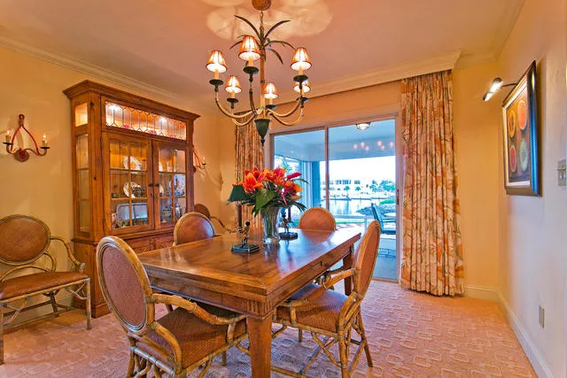 Old Naples Charmer!  Beautiful home on the water! photo 10