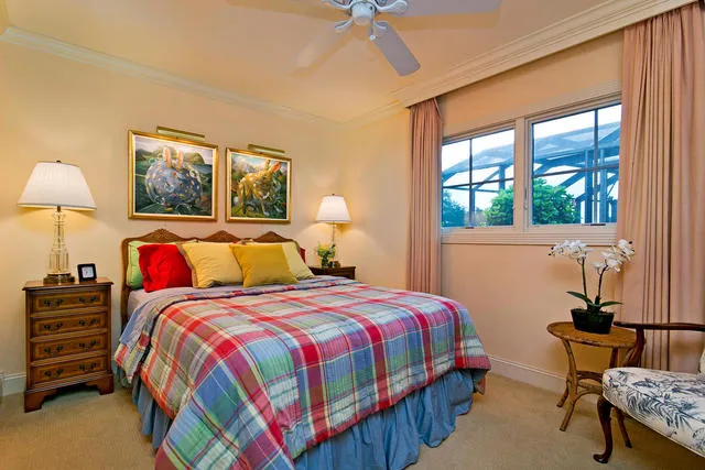 Old Naples Charmer!  Beautiful home on the water! photo 12