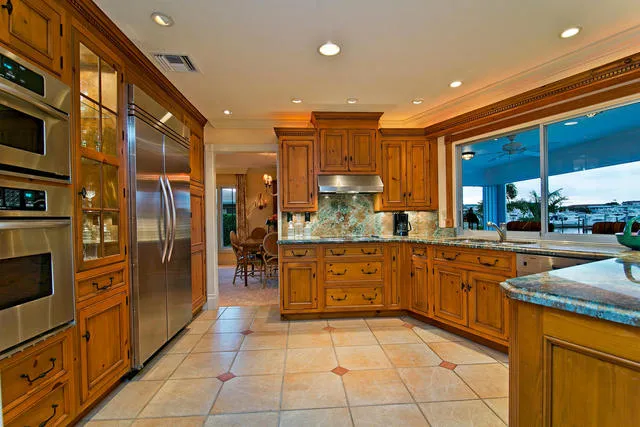 Old Naples Charmer!  Beautiful home on the water! photo 14