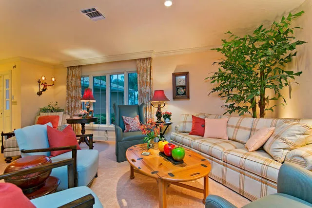 Old Naples Charmer!  Beautiful home on the water! photo 16