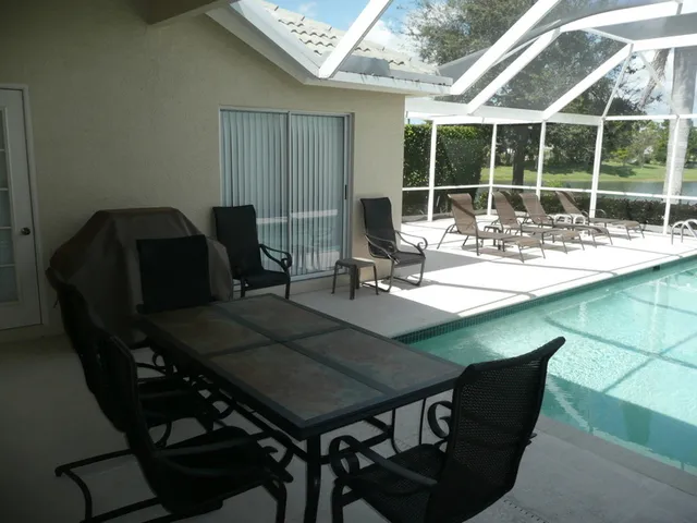The Royal Palms at Briarwood photo 11