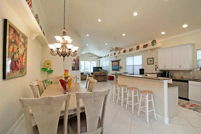 Beach Cottage - Available Nov/Dec and March 2015 photo 9