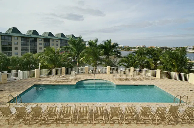 Vanderbilt Beach - Short Term Rentals - Summer 2015 photo 6