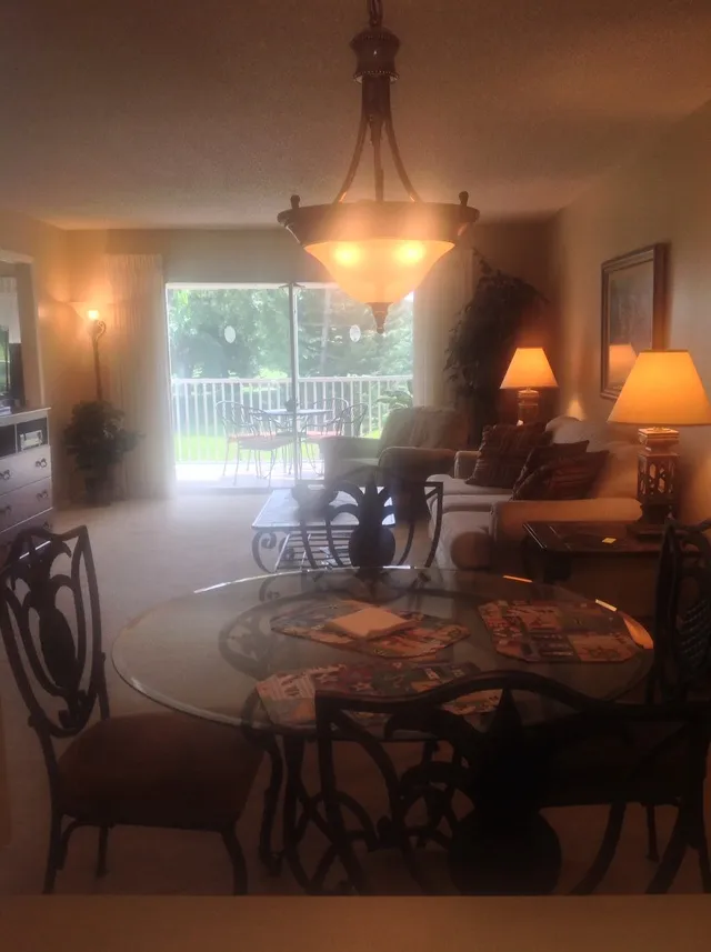 Dining /Living Room