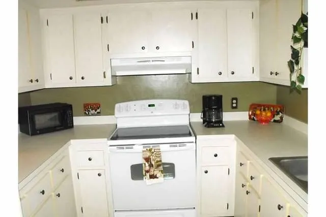 Condo Minutes from the Beach-Nov & Dec Special  photo 12
