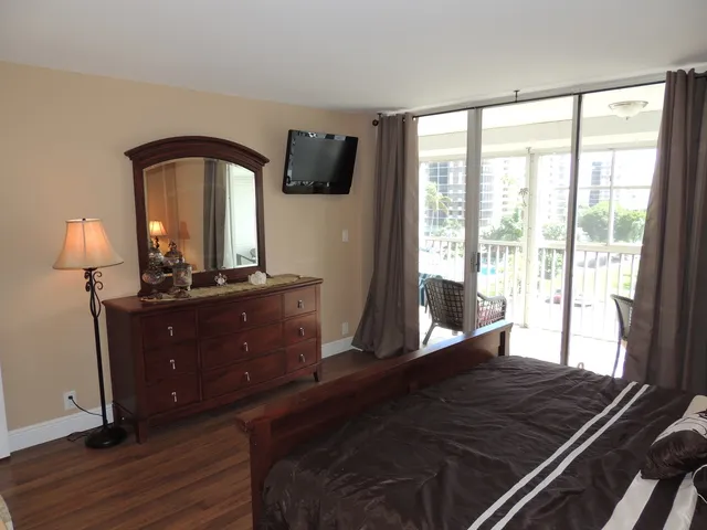 Master-suite has a flat screen tv and views of the bay! all linens provided