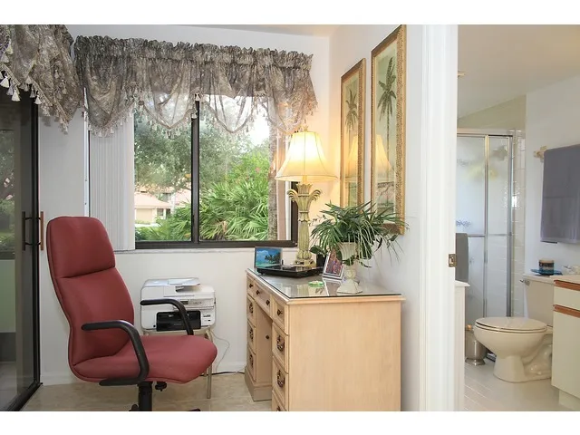 Master Bedroom Sitting Area