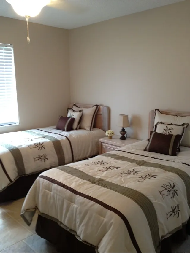 Guest bedroom