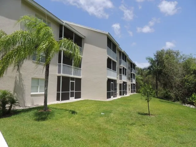 Gated community within walking distance to stores & restaurants!