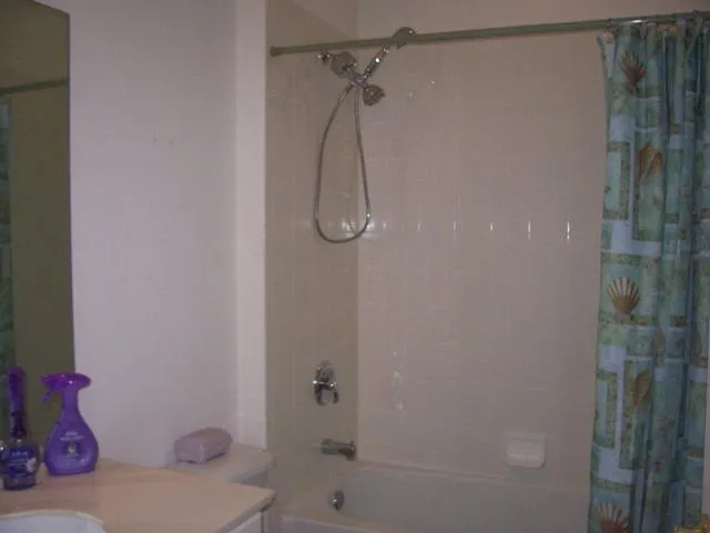 $2500 3 BEDROOM LAKE FRONT CONDO STERLING OAKS photo 2