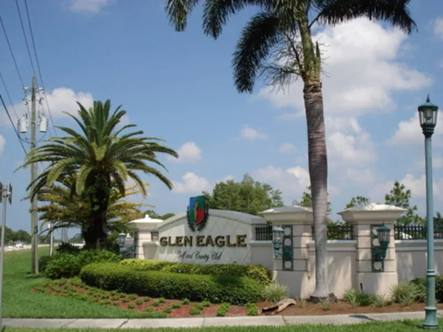 Front Entrance Glen Eagle