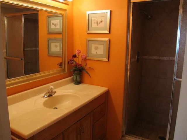 Heart of Naples-Prime location at reasonable price photo 8