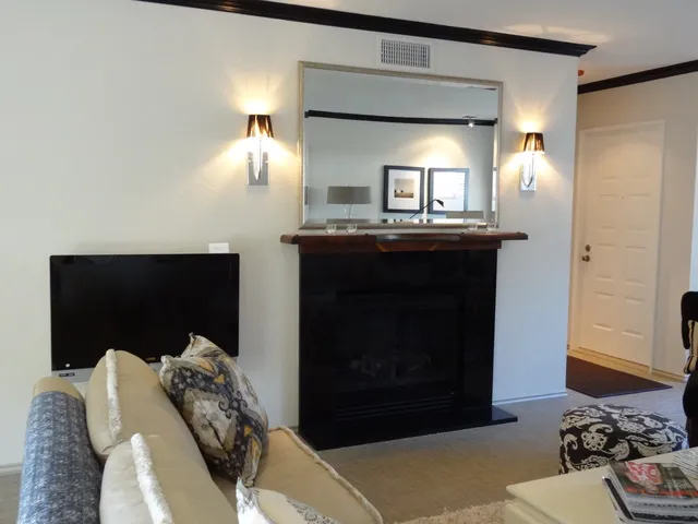 Working electric fireplace