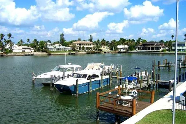 view, docks