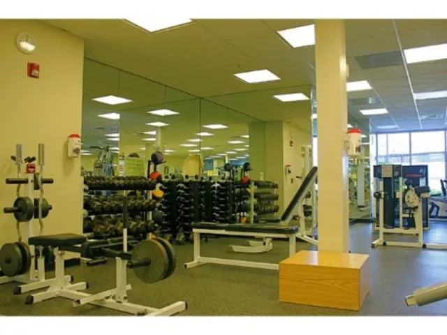******BEAUTIFUL STERLING OAKS CONDO**** photo 11