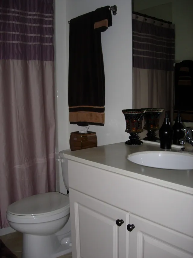 ******BEAUTIFUL STERLING OAKS CONDO**** photo 19