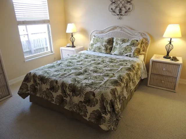 Guest room 1 has a queen bed