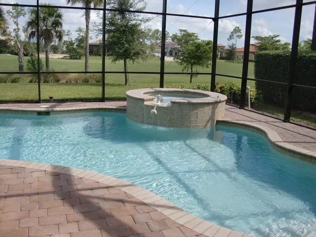 Pool & Waterfall Spa