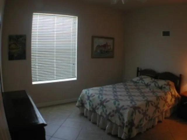 Naples Canal Home photo 3