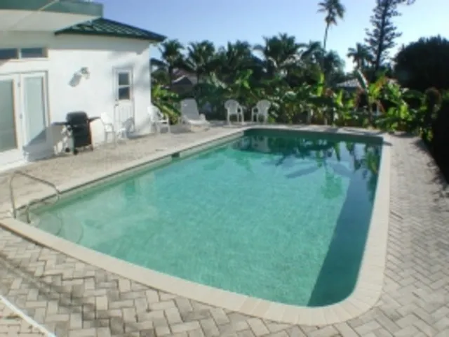 Naples Canal Home photo 6