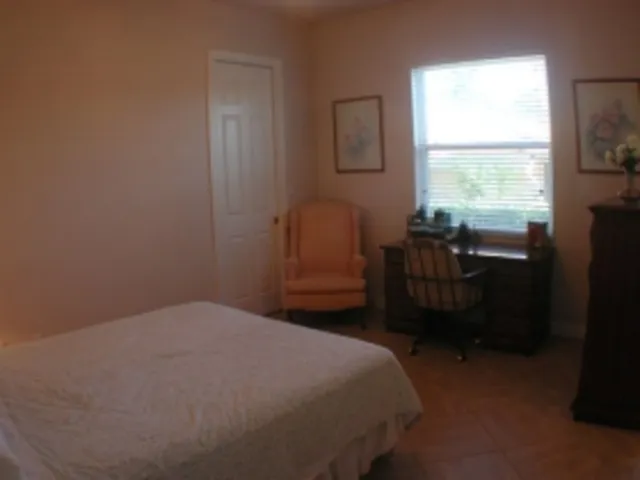 Naples Canal Home photo 8