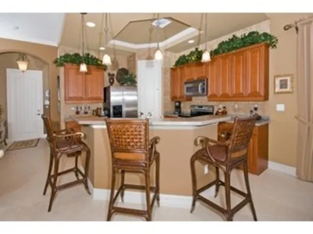 ANDALUCIA - POOL HOME - Centrally Located! photo 3