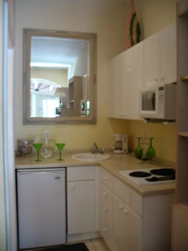 Port of the Islands Resort and Marina *** $1,300/mo* photo 7