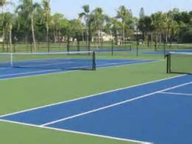 Dont miss the discounted golf in beautiful naples photo 3