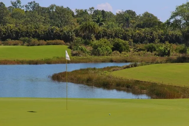 the 6th hole...
