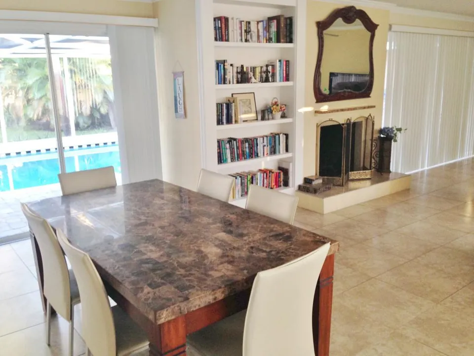 Seasonal 3 bedroom plus den pool home in Old Naples photo 12