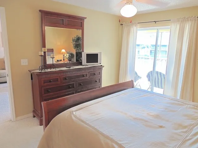 Simply and beautifully decorated