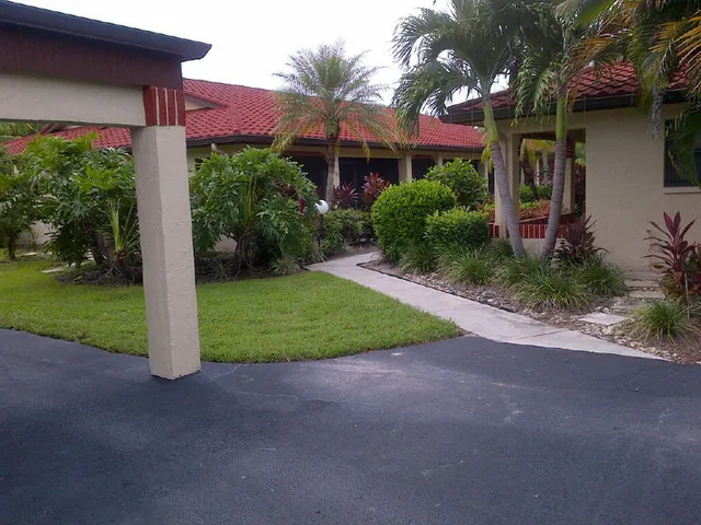 ***Luxury Lakewood Villa/condo-4 miles to Gulf beach photo 1