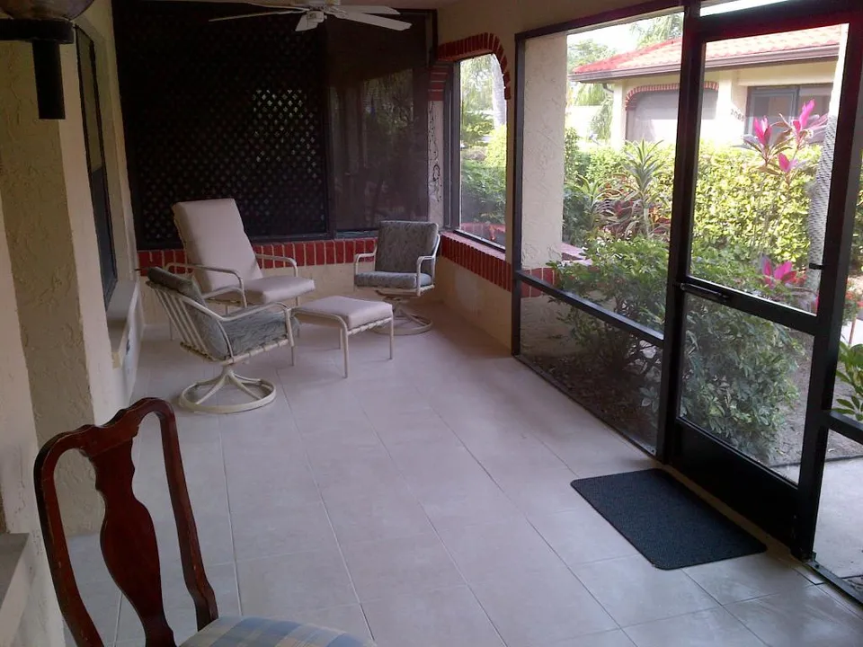 Front Lanai