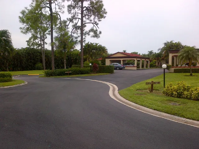 ***Luxury Lakewood Villa/condo-4 miles to Gulf beach photo 16