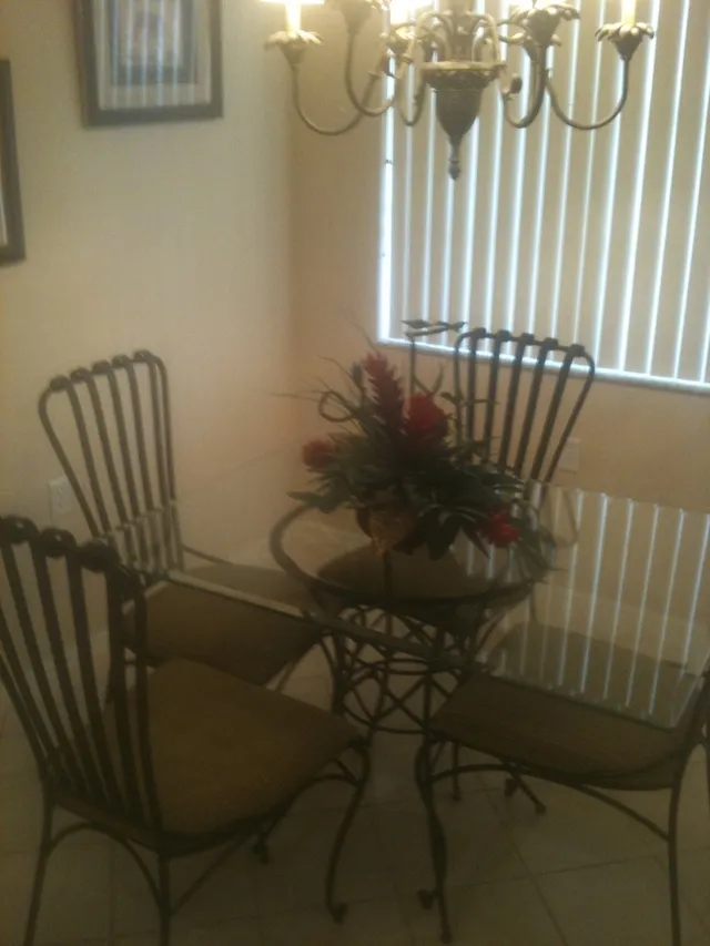 Naples, Florida 2 Bedroom 2 Bathroom Condo photo 4