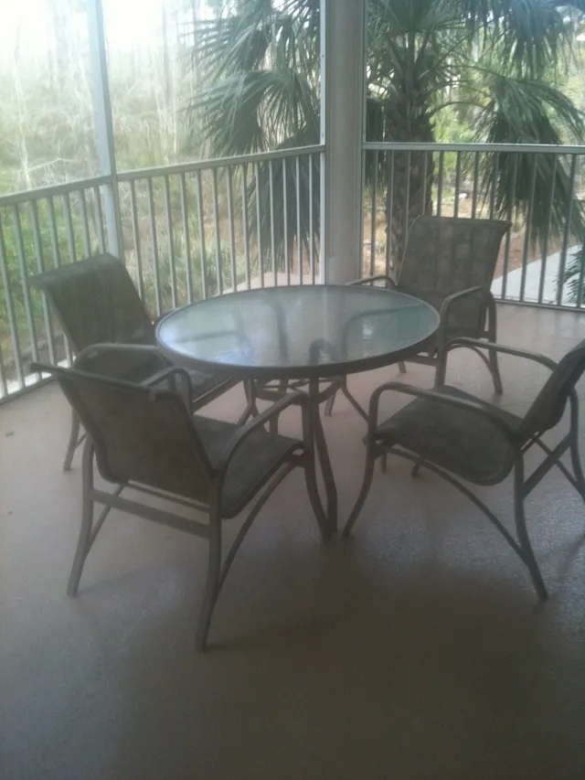 Naples, Florida 2 Bedroom 2 Bathroom Condo photo 5