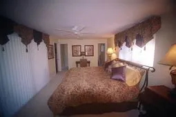 Naples Florida 4 Bedroom 3 Bathroom House photo 12