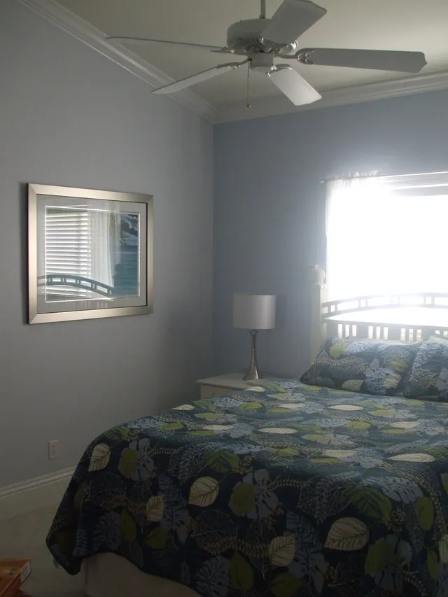 New queen bed in 2nd bedroom