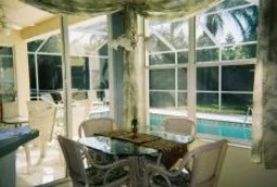 Downtown Naples and Ocean 10 min away in Briarwood photo 1