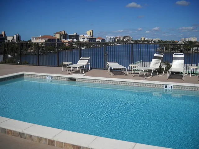 Vanderbilt Palms Condo photo 5