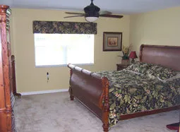Bonita Springs 3 beds 2 baths on golf course photo 2