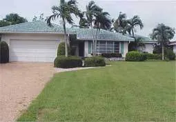 2 Bedroom  Waterfront Home photo 1