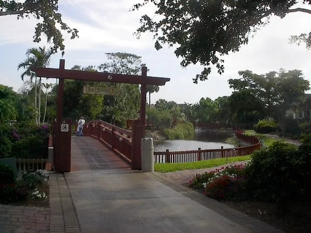THIS IS 1 OF 3 BRIDGES TO THE ISLAND WHERE THE PUB,POOL,HOTTUB & GRILLS ARE