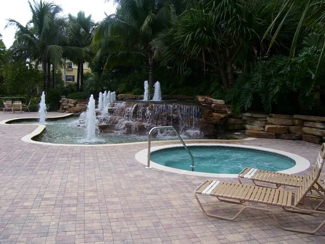 Jacuzzi next to pool